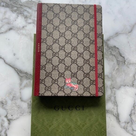 GUCCI notebook/ Journal - NEW & Giftable ! - Picture 1 of 8